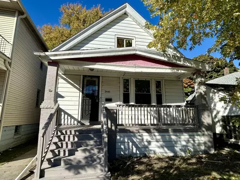 2441 S 6th, Milwaukee, WI 53215
