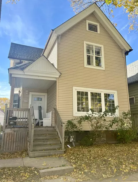 1131 S 19th, Milwaukee, WI 53204