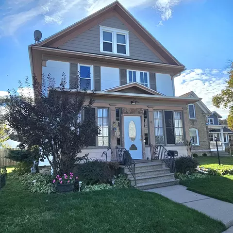 705 Chicago, Racine, WI 53405