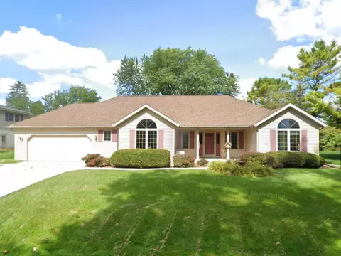 708 Elm Tree, Sheboygan, WI 53083