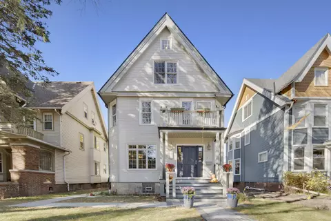 2951 N Prospect, Milwaukee, WI 53211