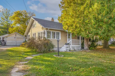 724 Clover, Lake Geneva, WI 53147