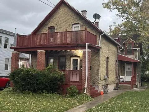 1208 Hagerer, Racine, WI 53402