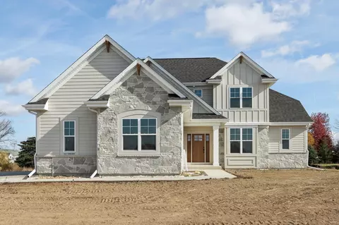 w275n8384 Marshall, Hartland, WI 53029