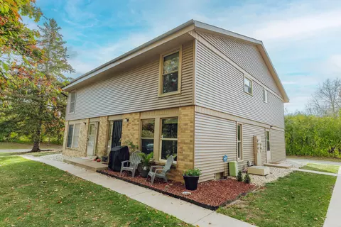 6924 N Raintree #C, Milwaukee, WI 53223