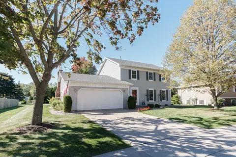 1685 Chatham, Oshkosh, WI 54904