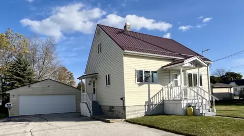 1309 School, Two Rivers, WI 54241