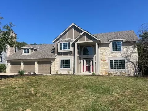 2906 Brendon, Waukesha, WI 53188