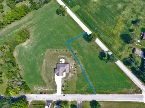 Lt2 Stone School #CSM 5149, East Troy, WI 53120
