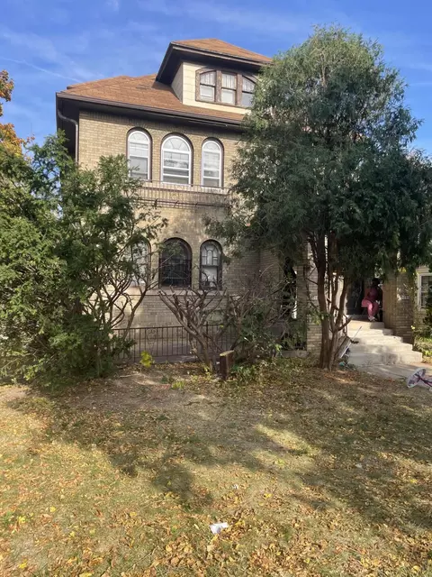 4080 N Elmhurst #4082, Milwaukee, WI 53216