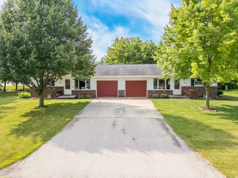719 Kennedy, Howards Grove, WI 53083