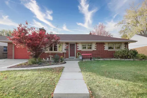 3915 E Iona, Cudahy, WI 53110