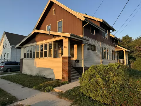 1911 Monroe, Two Rivers, WI 54241