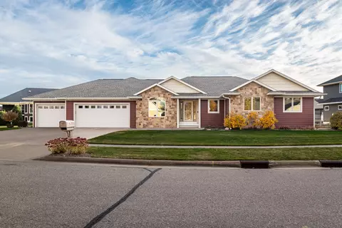 543 Driftwood, West Salem, WI 54669