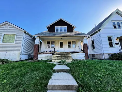 3855 E Squire, Cudahy, WI 53110