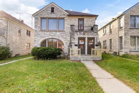5707 W Keefe #5709, Milwaukee, WI 53216