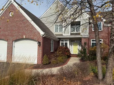 2056 W Hidden Reserve, Mequon, WI 53092