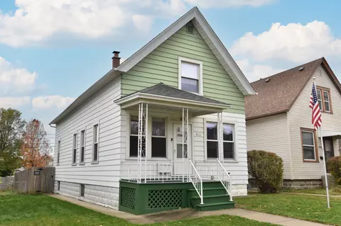 3771 E Layton, Cudahy, WI 53110