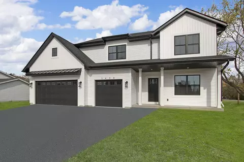 1420 Fireside, Racine, WI 53402