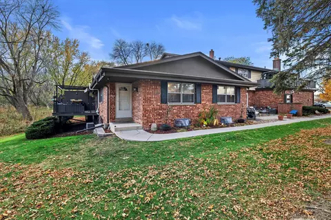 17619 Nassau, Brookfield, WI 53045