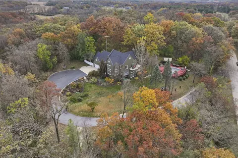 2461 Briarwood, Burlington, WI 53105