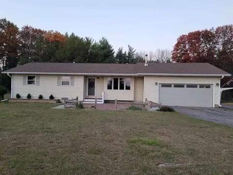 762 Freedom, Springville, WI 53965
