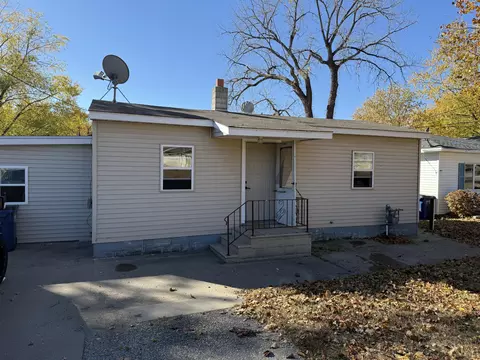 1631 Lakeshore, Campbell, WI 54603