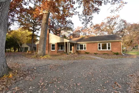 2530 Hawthorne, Beloit, WI 53511