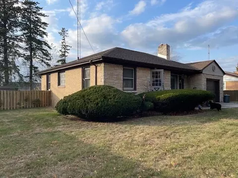 1418 S 22nd, Manitowoc, WI 54220