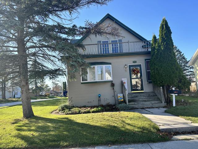 114 Bishop #114 1/2, Plymouth, WI 53073