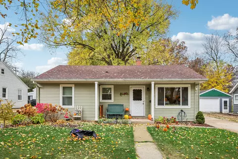 141 Hoover, Waukesha, WI 53186