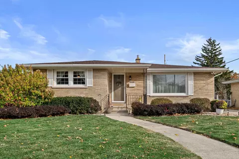 2211 25th, Kenosha, WI 53140
