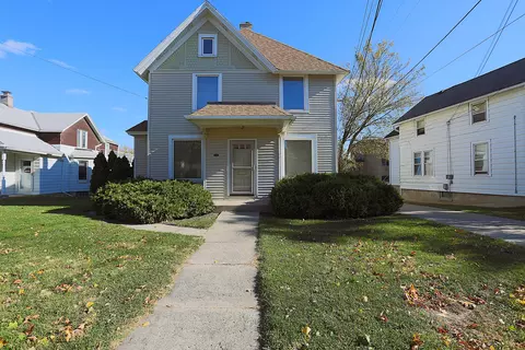 844 Glenview, Wauwatosa, WI 53213