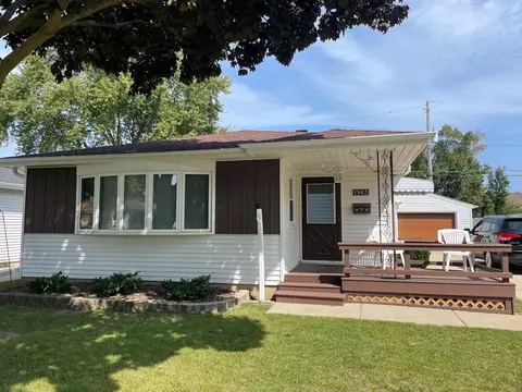 1943 Neptune, Racine, WI 53404