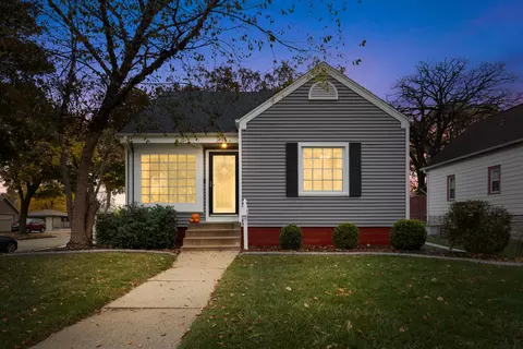 3744 S Rutland, Saint Francis, WI 53235