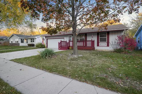 8955 17th, Kenosha, WI 53143
