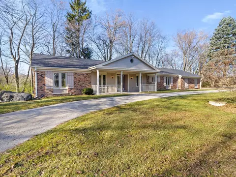 w264n5011 Bayberry, Pewaukee, WI 53072
