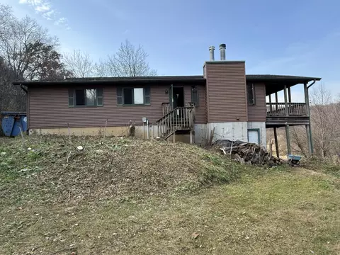 28053 Wild Rose, Akan, WI 53518