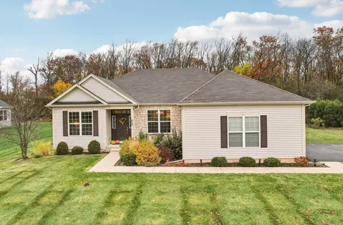 458 Chasefield, Williams Bay, WI 53191