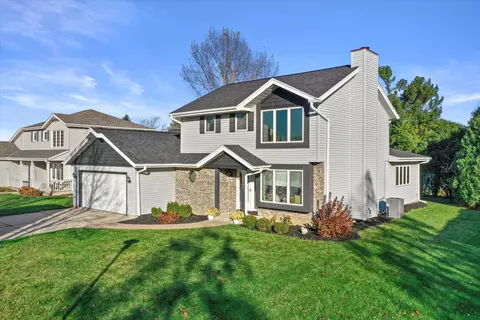 10600 S Jessica, Oak Creek, WI 53154