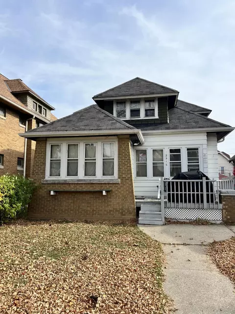 2916 N 54th #2918, Milwaukee, WI 53210