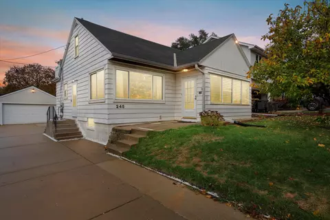 245 N 114th, Wauwatosa, WI 53226