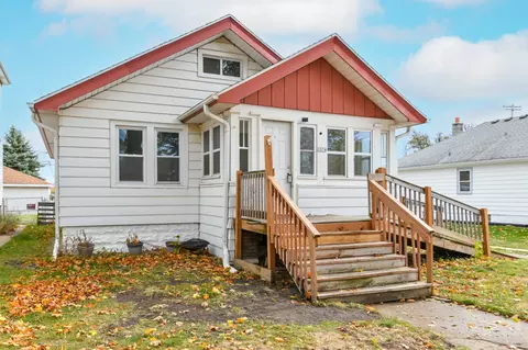 2074 S 58th, West Allis, WI 53219