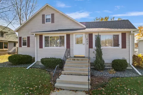 433 Main, La Crescent, MN 55947