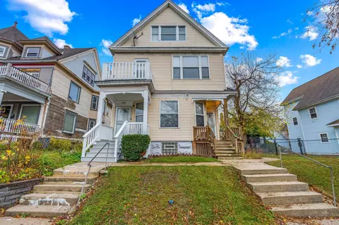 2436 N 1st #2438, Milwaukee, WI 53212