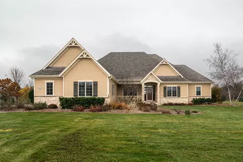 w385n8389 Highlander, Oconomowoc, WI 53066