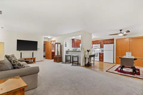 9448 W Loomis #2, Franklin, WI 53132