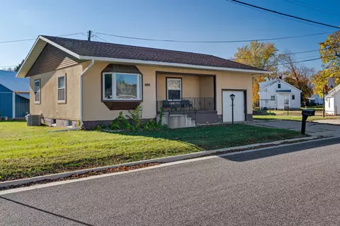 2222 Diagonal, La Crosse, WI 54601