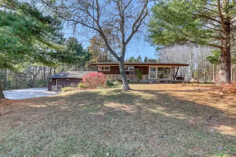 n8867 Townline Road, Troy, WI 53120