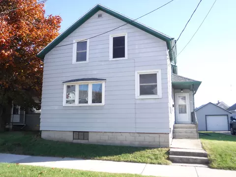 815 S 21st, Manitowoc, WI 54220